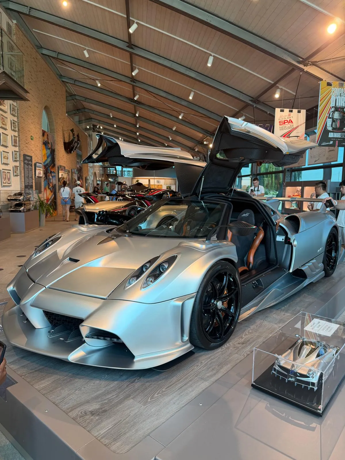 Pagani — musée et atelier près de Modène